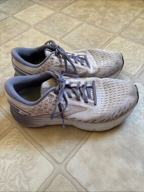 Brooks Glycerin 20 Women's Size 11 B (Medium) Running Shoes Lilac Silver Pink